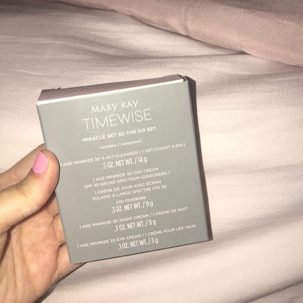 Mary Kay Timewisr miracle set 3D travel size
